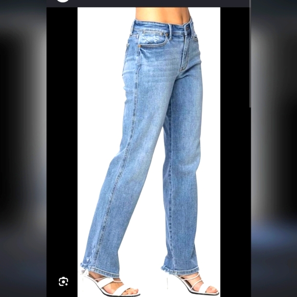 🆕Judy Blue🩵💙"Boyfriend" Jean - Picture 2 of 8